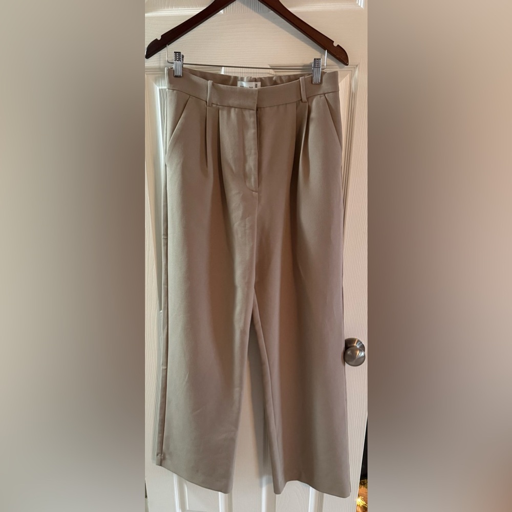 Abercrombie and Fitch Sloane Tailored Pant
